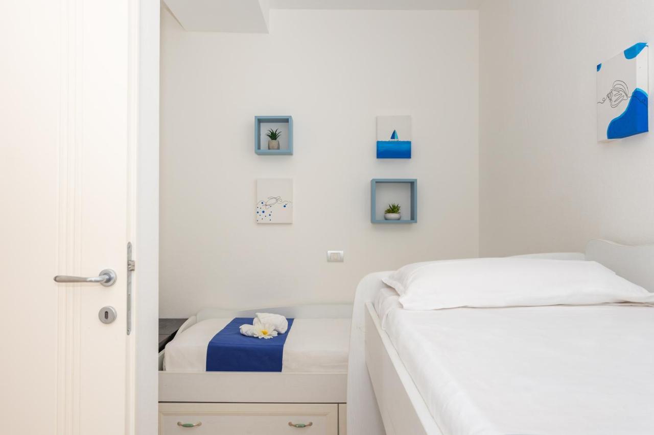 La Casa Del Sole - Appartamento Con Piscina Frontemare A Pochi Minuti Da Oristano Torre Grande Luaran gambar